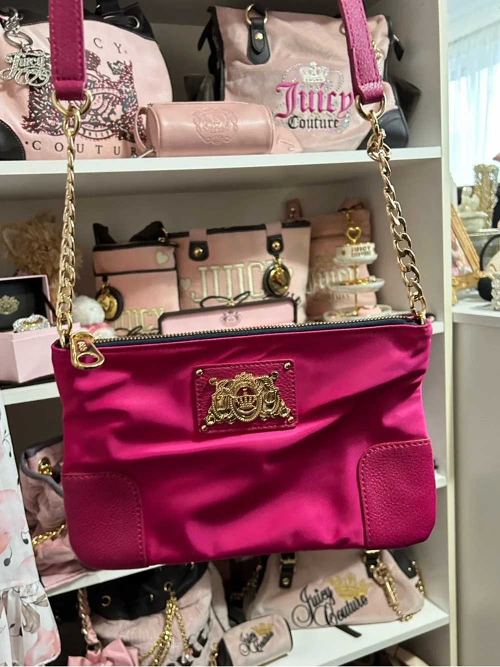 Juicy Couture | Bags | Juicy Couture Fuchsia Chain Strap Shoulder